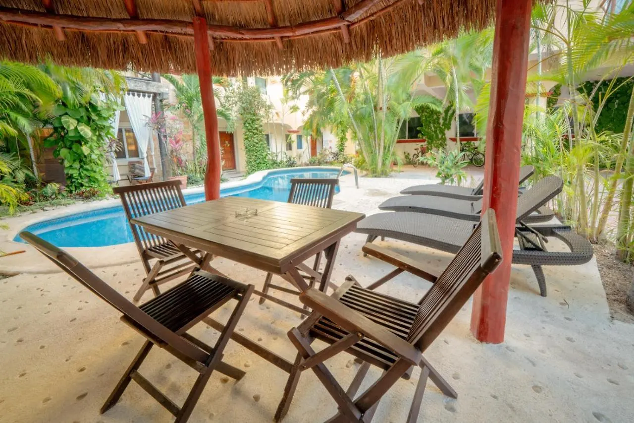 2 Bedroom Condo Only Steps To The Beach - At Magic Paradise Condos, Mamitas Beach プレヤデルカーメン